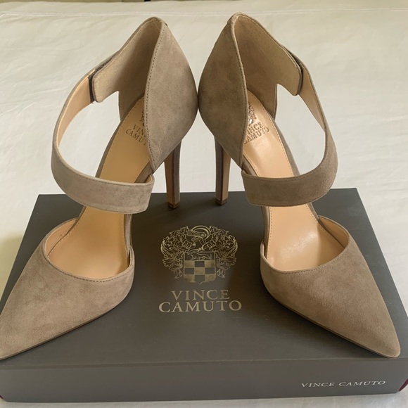 Vince Camuto Suede Heels - Picture 1 of 8